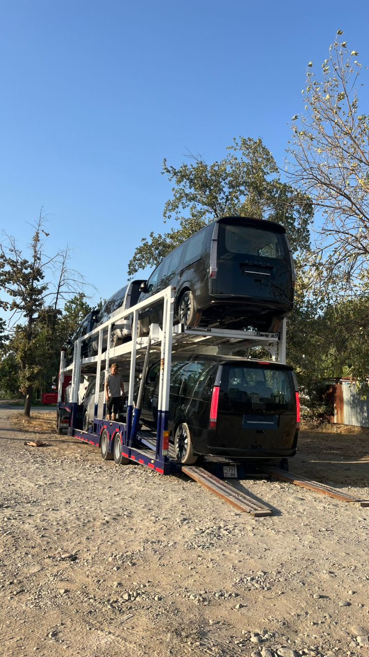 Погрузка 5 Hyundai Staria в Бишкеке!