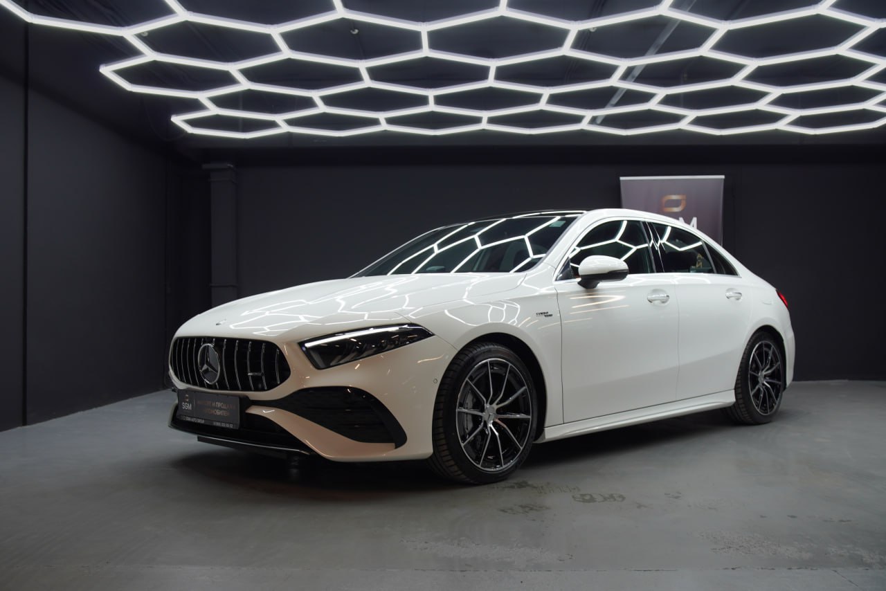 Mercedes-Benz A-Класс AMG 35