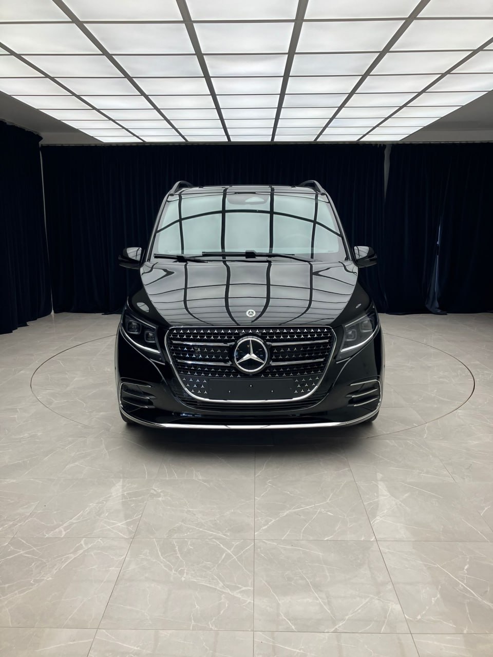 Mercedes-Benz V-Класс 300d Long