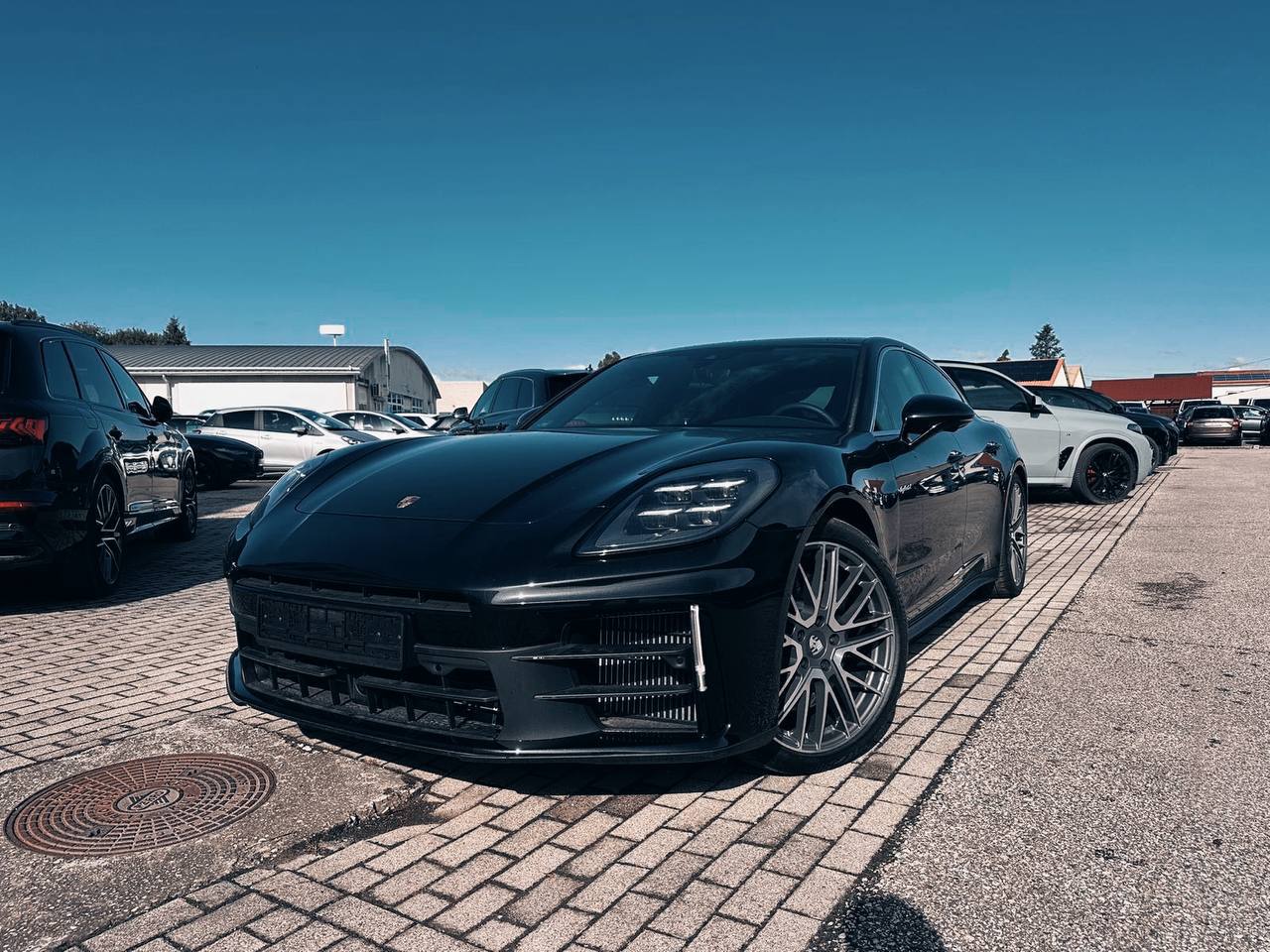 Porsche Panamera 4 E-Hybrid